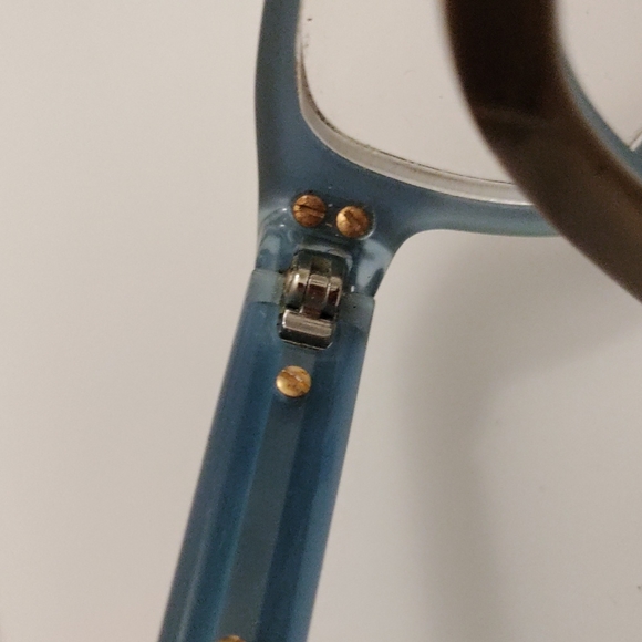 Gucci Eyeglass Frames - Picture 8 of 13